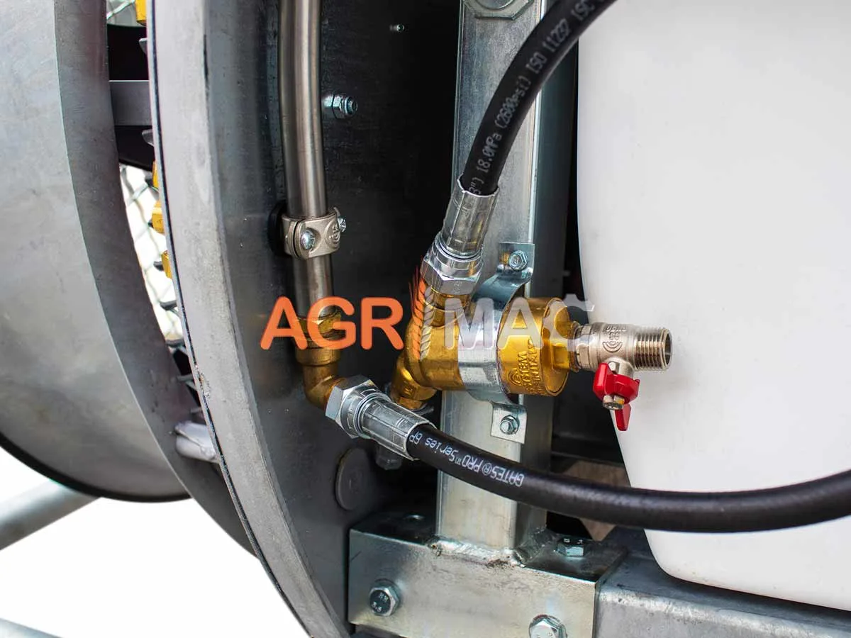 Trailed orchard mistblower 1500 L